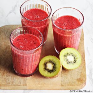 frambozensmoothie met kiwi en sinaasappel