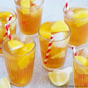 Ijsthee recept met perzik en citroen