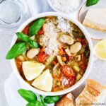 italiaanse maaltijdsoep met parmezaankorst