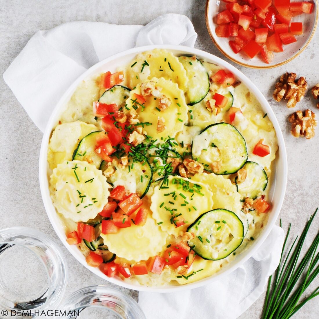 girasoli pasta met ricotta, roomsaus en courgette