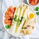 gekookte witte asperges witte asperges koken